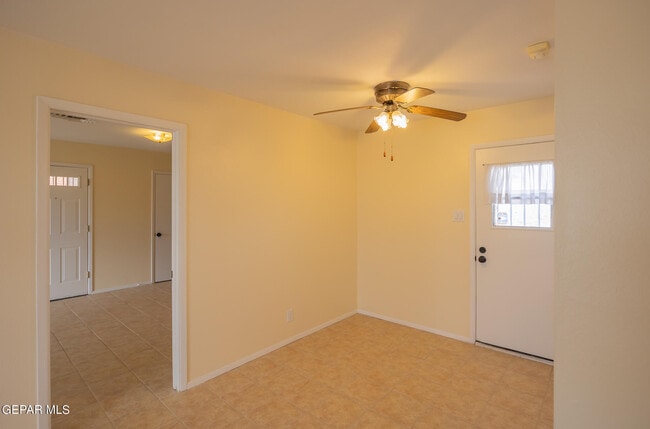 Building Photo - 3913 Titanic Ave