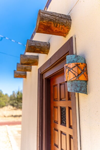 Building Photo - 4455 NE Vaughn Ave