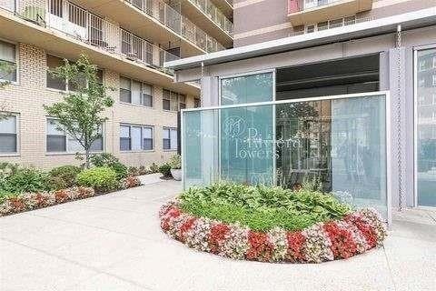 Building Photo - 6040 JFK Blvd E