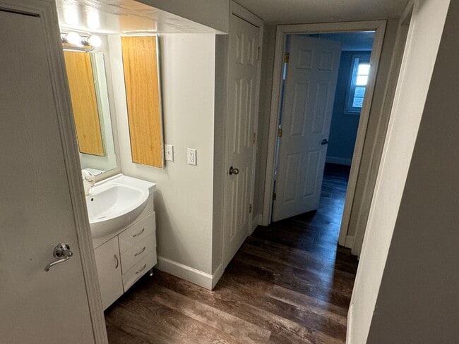 Building Photo - 1614-1616 S 4th St