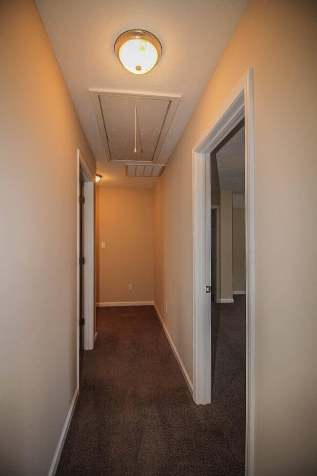 Building Photo - 2108 Grv Lndg Wy