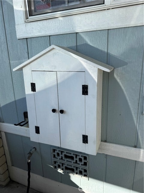 Building Photo - 21851 Newland St