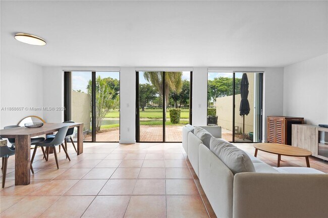 Building Photo - 9946 Costa Del Sol Blvd