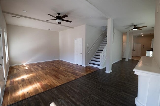 Building Photo - 965 Harwell St NW