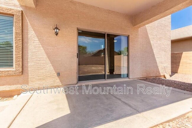 Building Photo - 41261 W Laramie Rd