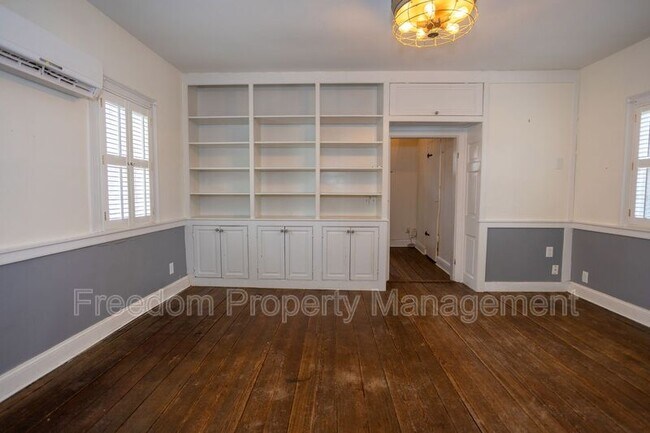 Building Photo - 8200 Buckland Mill Rd