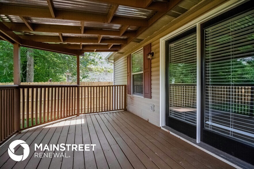 Building Photo - 516 Church Ln