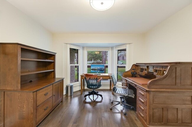 Building Photo - 3102 Foxfire Dr