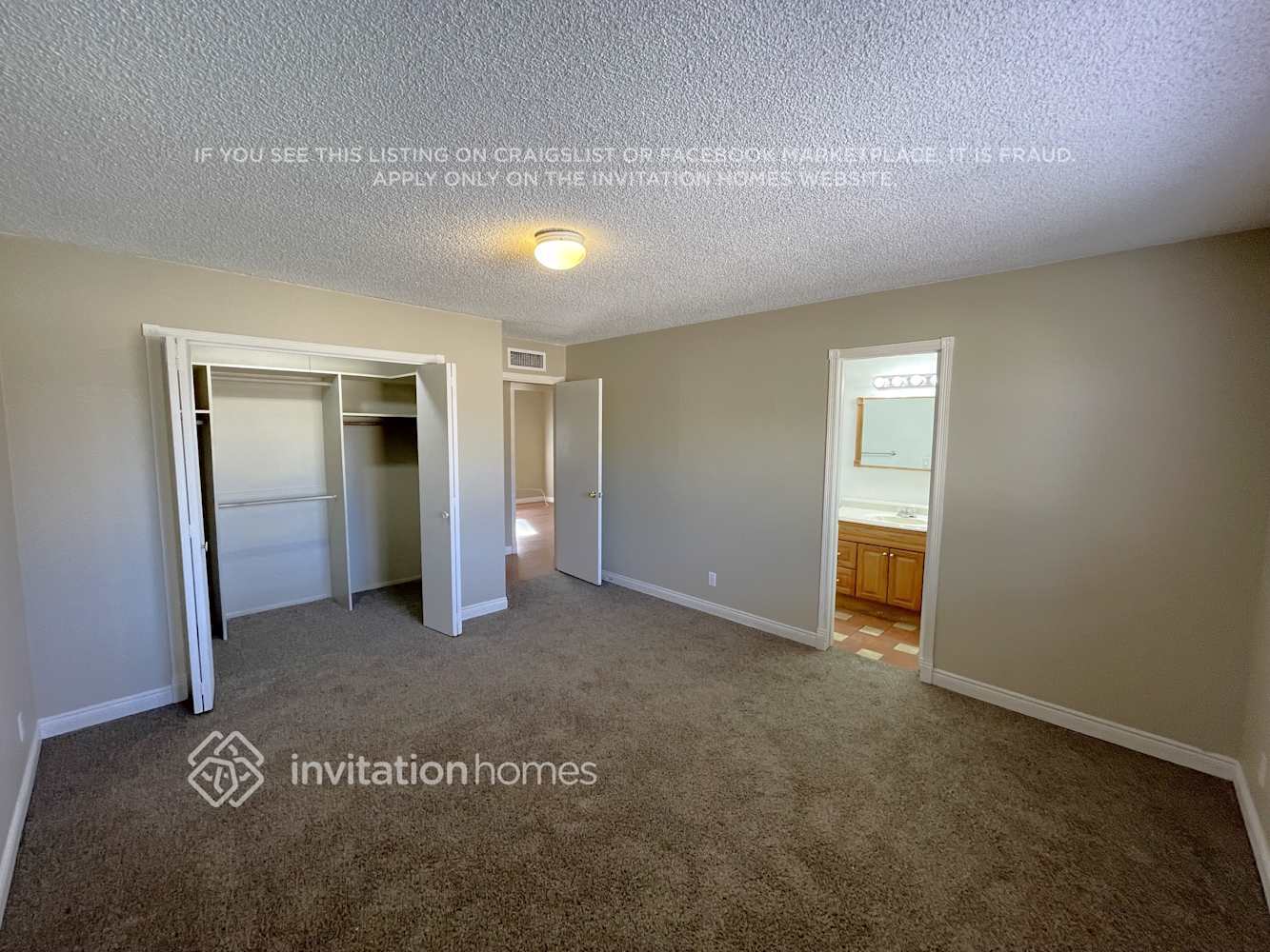 Building Photo - 626 E Via Elena St