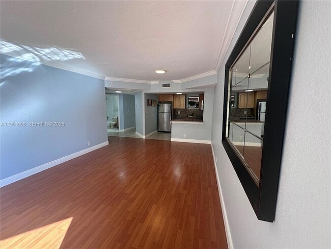 Building Photo - 8290 Lake Dr