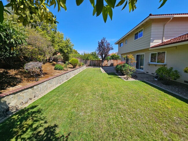 Building Photo - 10989 Ronald Way