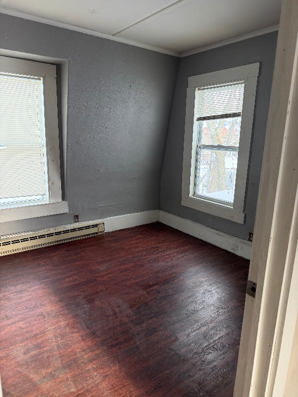 Building Photo - 12 Pine St