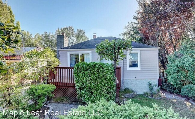 Primary Photo - 3 br, 2 bath House - 6316 21st Ave SW