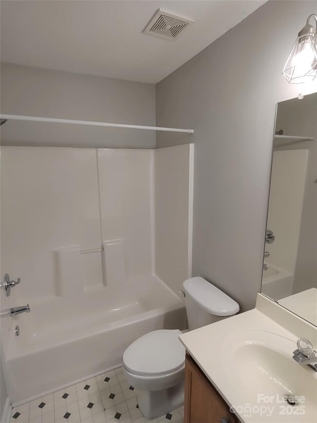 Building Photo - 1857 Birch Heights Ct
