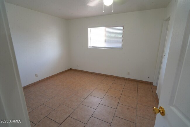 Building Photo - 2461 W Gregory St