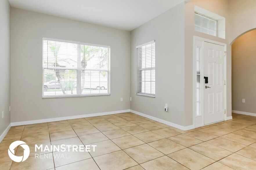 Building Photo - 532 Bassett Dr