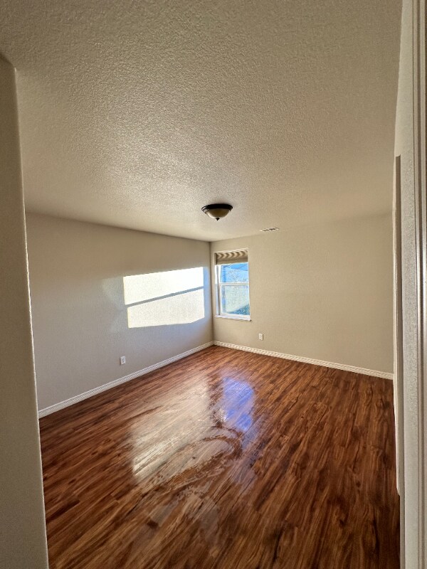 Building Photo - 2785 Exmoor Ln