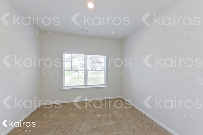 Building Photo - 3452 Bridgewood Dr