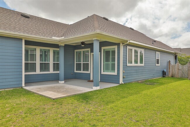 Building Photo - 18506 Gunda Heights Dr