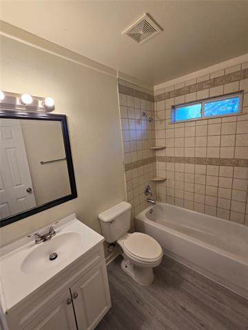 Building Photo - 8112 Gibbs Dr