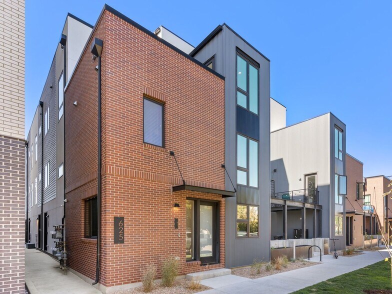 Building Photo - 625 Inca St