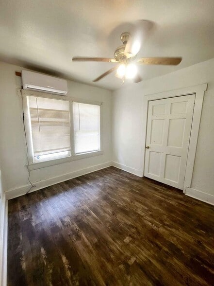 Building Photo - 1001 S Main St