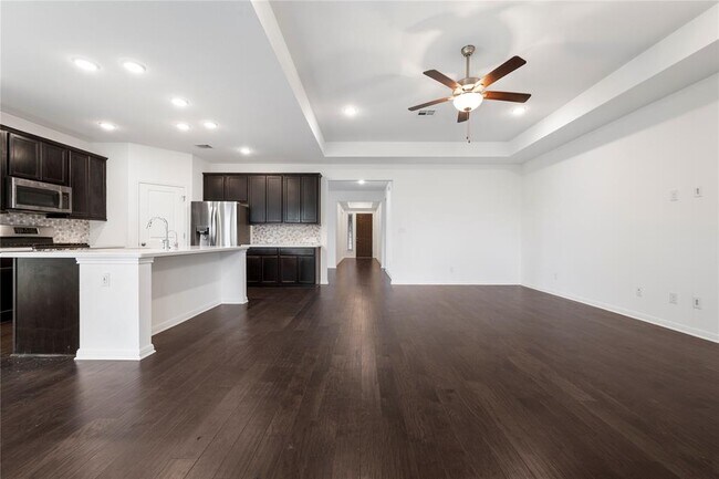 Building Photo - 5146 Veranda Ter