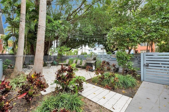 Building Photo - 740 Meridian Ave