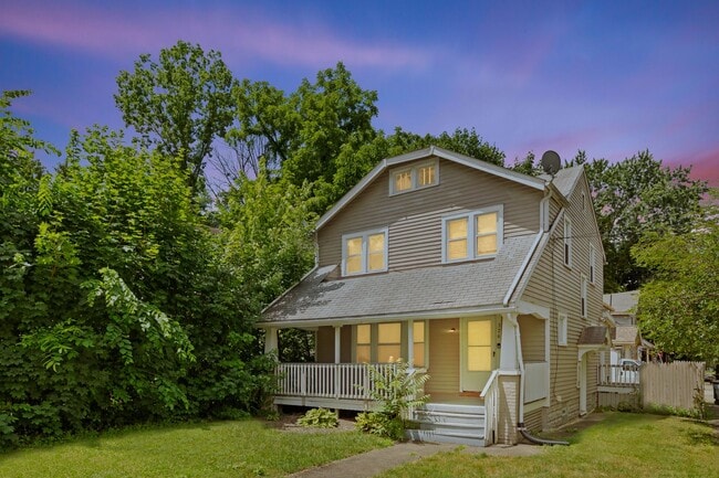 Primary Photo - West Akron 3BR with Porch & Off-Street Par...