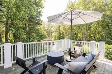 Building Photo - 72 Ledge Rd