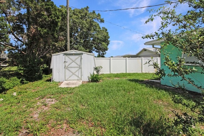 Building Photo - Venice East Annual Home for Rent