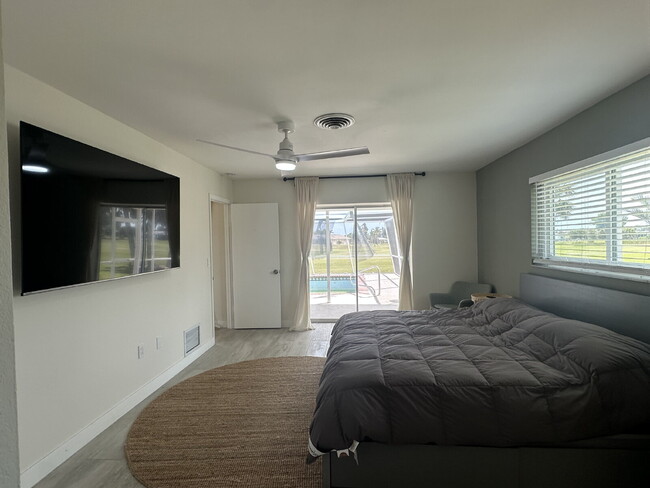 Building Photo - Beautiful 2-bedroom, 2-bathroom in Rotonda...