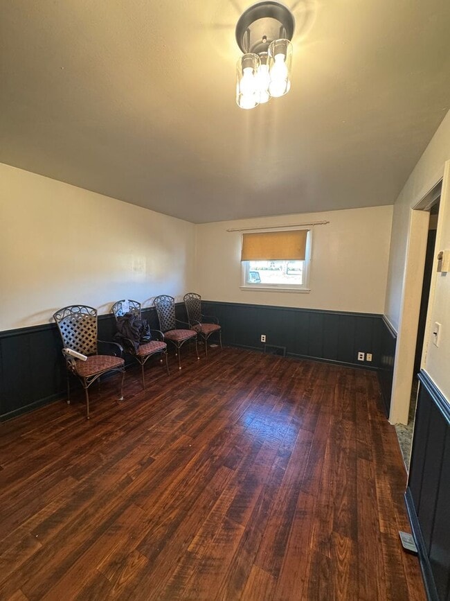 Building Photo - Spacious Brick Home in Desirable Inglewood – East Nashville