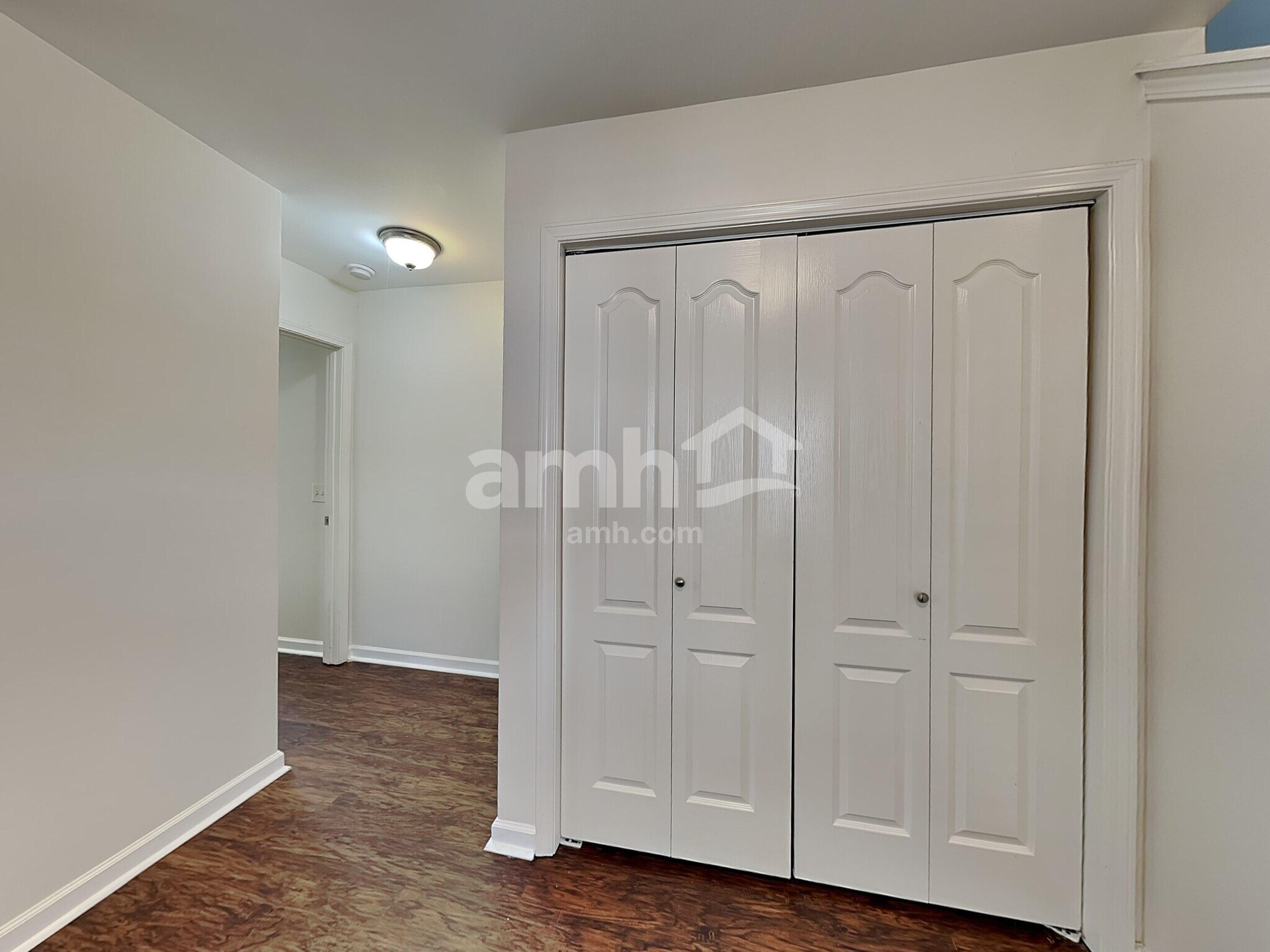 Building Photo - 3009 Rock Springs Rd