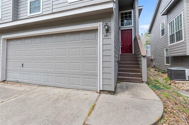 Building Photo - 34 S Villa Oaks Dr