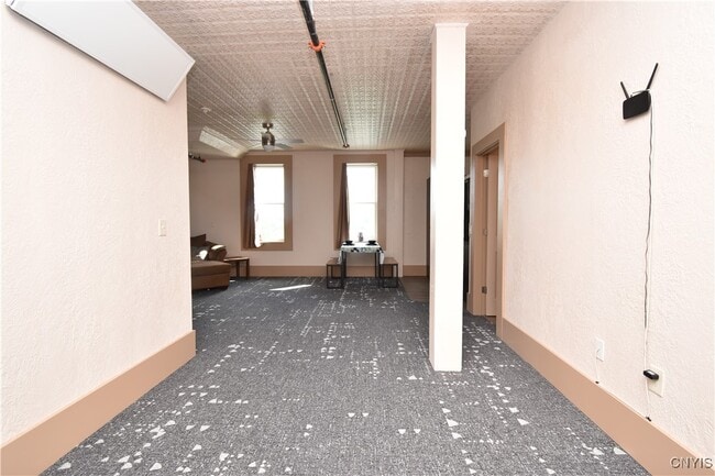 Building Photo - 152 Court 5 Ct