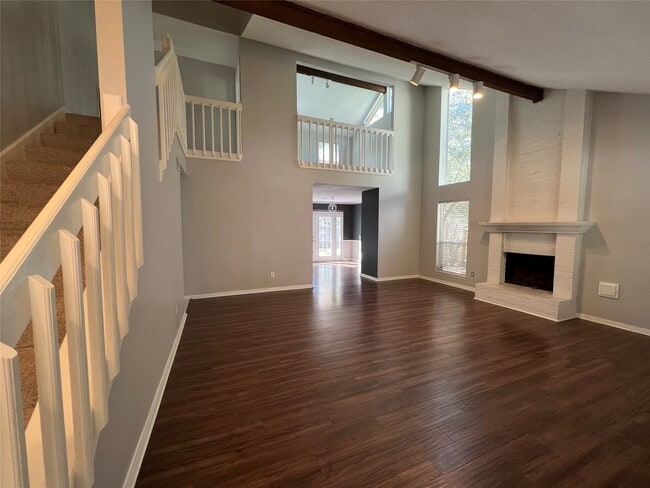 Building Photo - 38 Meadow Cove Dr