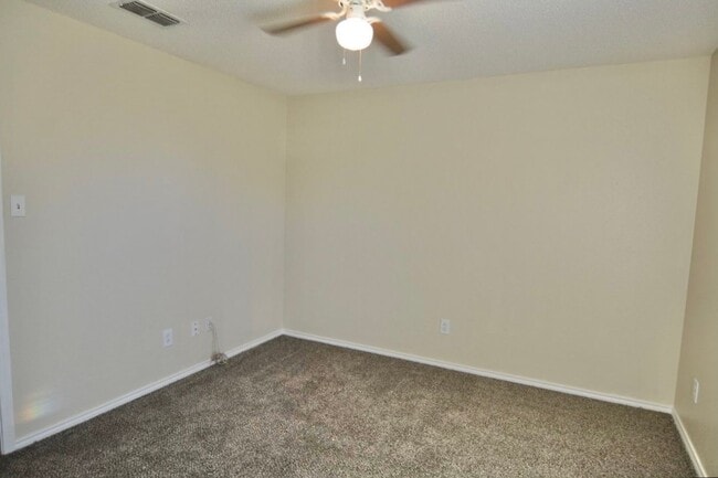 Building Photo - 6302 34th Pl