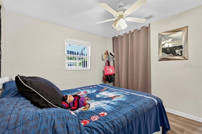 Building Photo - 11761 80th Ave