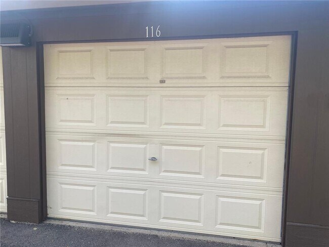 Building Photo - 7350 York Ave S