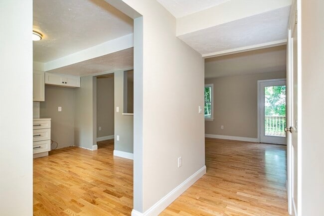 Building Photo - 7 Sherman Terrace