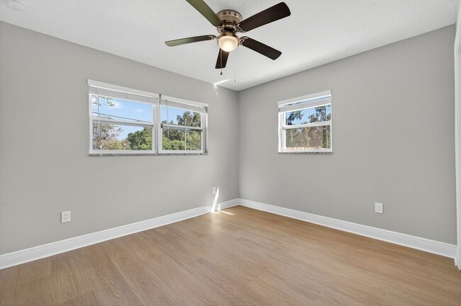 Building Photo - Fully Remodeled 3BR Home with Large Fenced Yard & New Deck