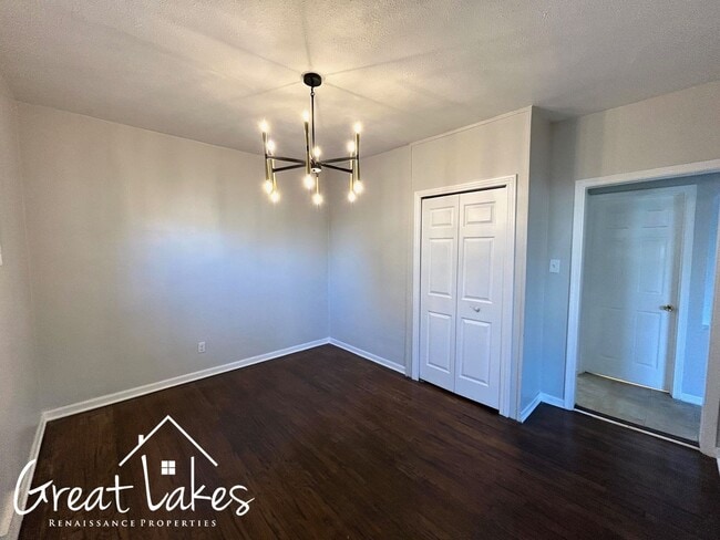 Building Photo - Charming 3 Bedroom 2 Bathroom now available for rent