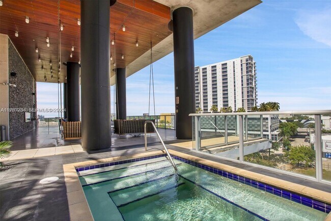 Building Photo - 3451 NE 1st Ave