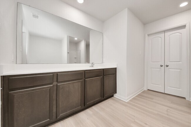 Building Photo - 1062 Mule Ridge Dr