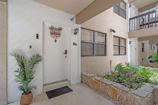 Building Photo - 451 Ives Dairy Rd