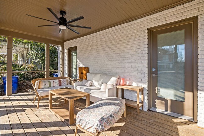 Building Photo - Stunning Fully Renovated 5-Bedroom Home in Desirable Trinity Park, Durham