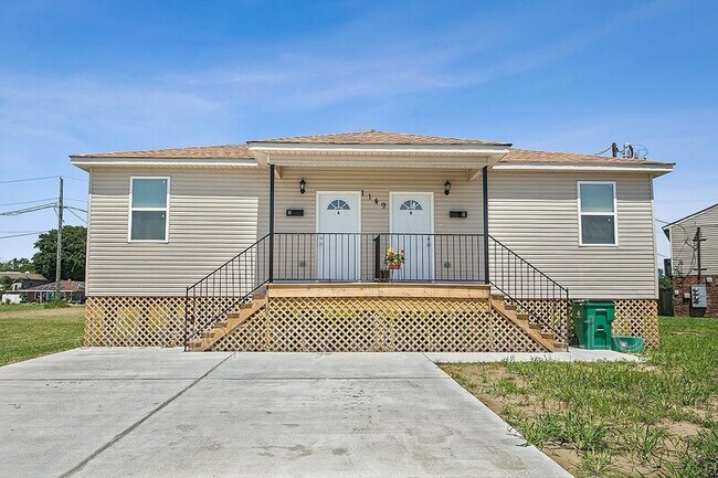 Primary Photo - 1149 Scotsdale Dr