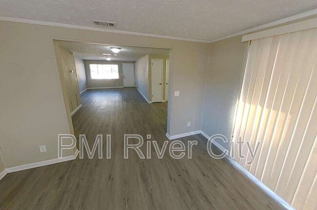 Building Photo - 1214 Santiago Dr