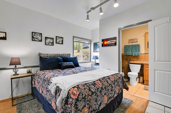 Building Photo - 8960 S Rex Ln